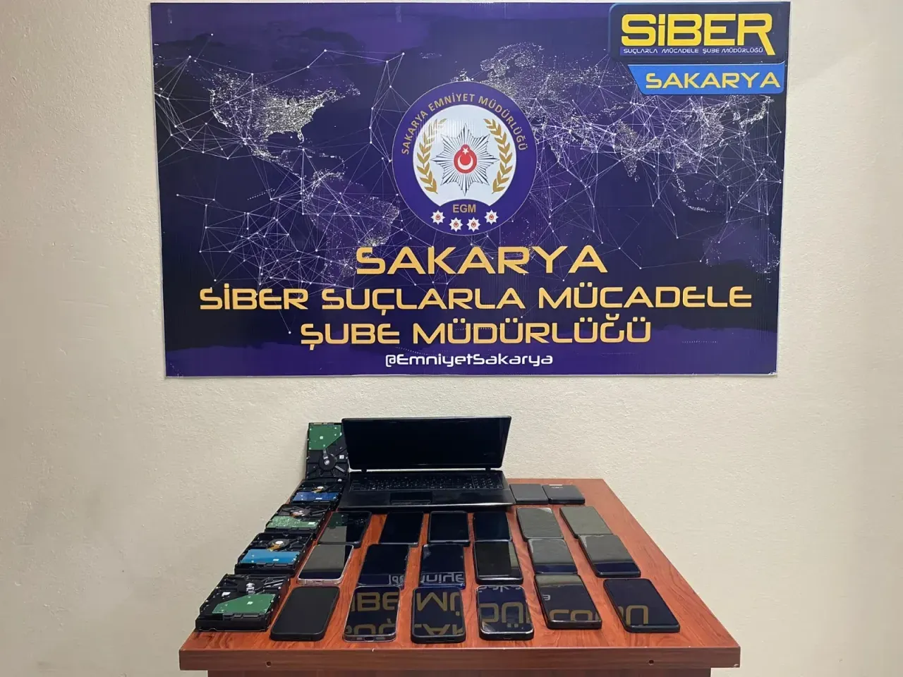 Sakarya merkezli 7 ilde nitelikli dolandırıcılık operasyonu: 14 tutuklama