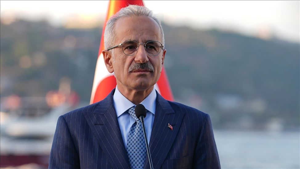 Sakarya o güzergahta hayata geçirdi, Bakan Uraloğlu açıkladı: Kent içi toplu taşımada metrobüs önceliği!