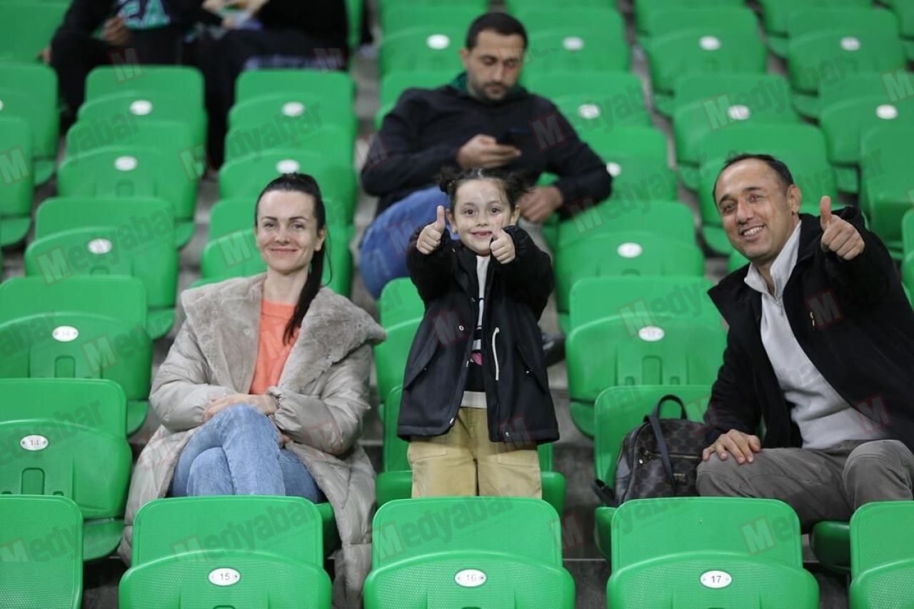 Sakaryaspor - A. Keçiörengücü maçın tribünden kareler!