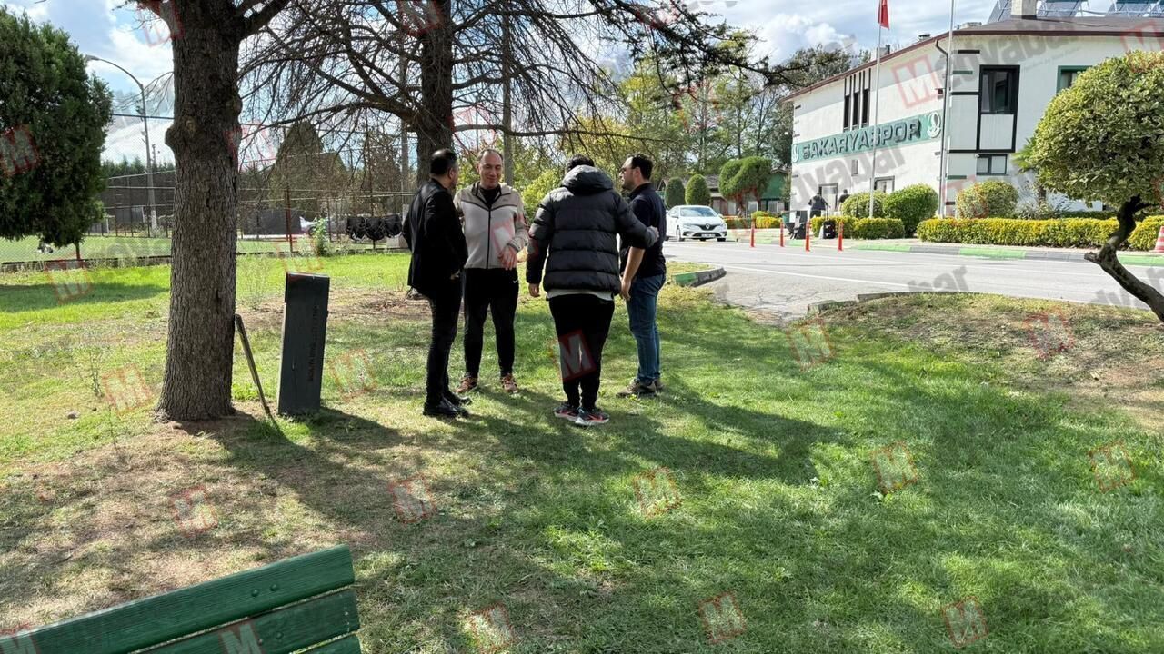 Sakaryaspor'da Serhat Sütlü görevi bıraktı