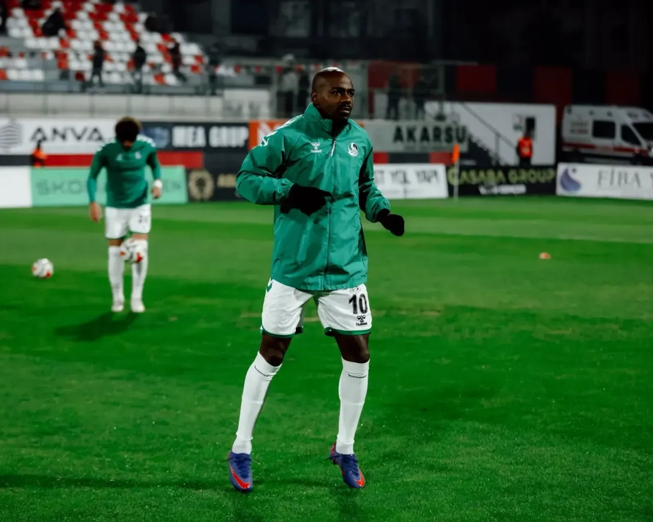 Sakaryaspor, Van’da son dakikada yıkıldı!