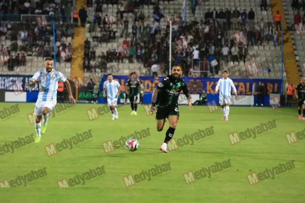 Sakaryaspor yeni hocasıyla zorlu Erzurum deplasmanında puanla dönüyor!
