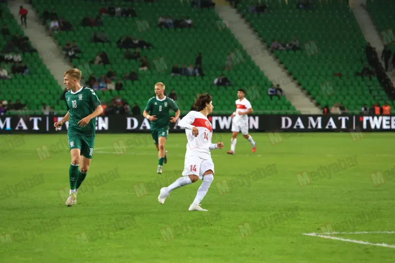 Sakaryasporlu Emre Demir Ümit Milli Takım asist yaptı!