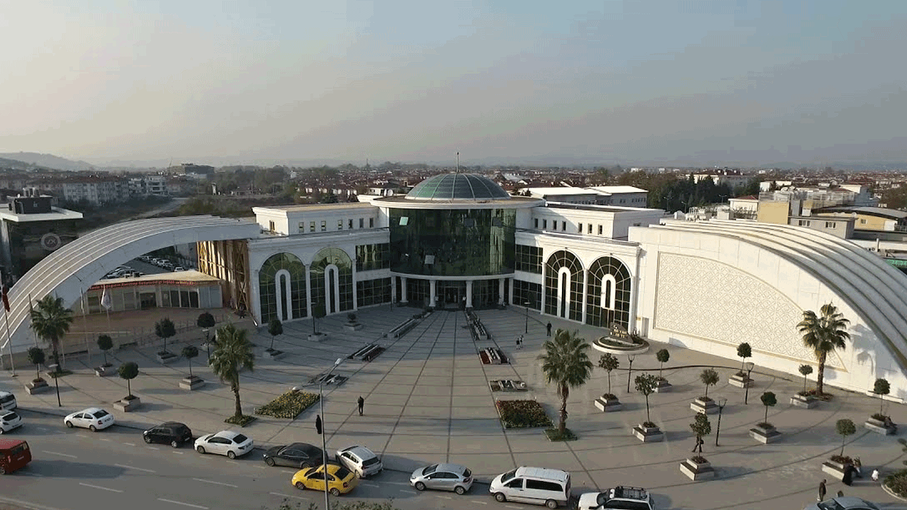 Serdivan Belediyesi 59 milyon liralık arsa satacak