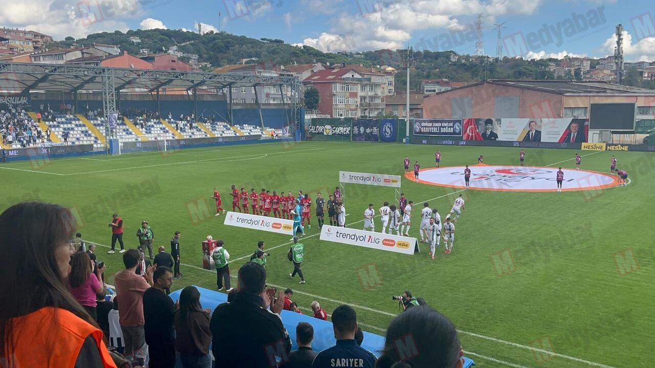 Ses sistemi bozuldu İstklal Marşı böyle okundu