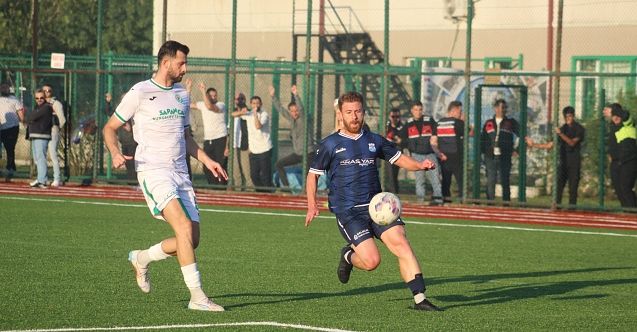 Süper Amatör Küme’de liderler koltuklarını bırakmadı