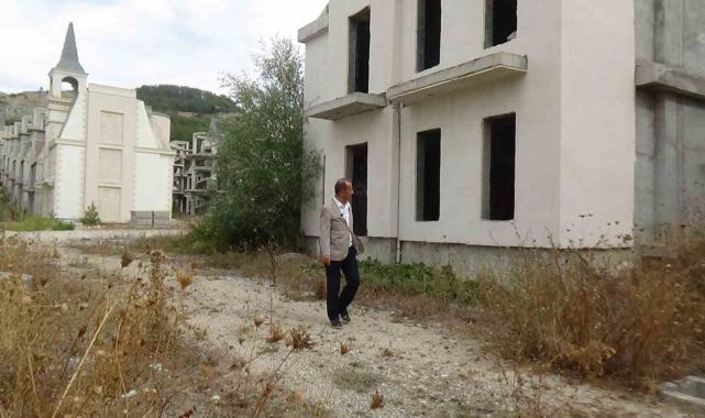 Tanju Özcan'dan Burj Al Babas çıkışı: "Ya bu yatırımı TOKİ tamamlasın ya da verin bize biz tamamlayalım"