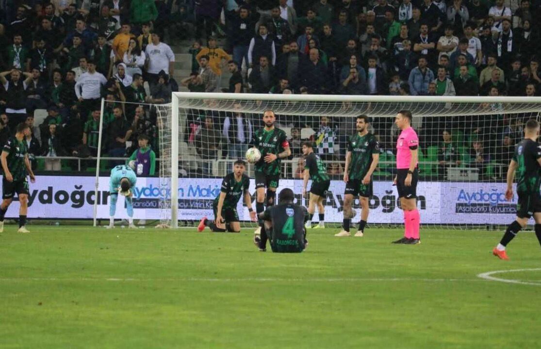 TFF bahis skandalında şok gelişme: Sakaryaspor maçında görev yapan hakem de listede!