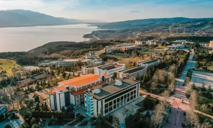 TÜMA 2025 raporu açıklandı: Sakarya Üniversitesi'nin memnuniyet sıralaması belli oldu