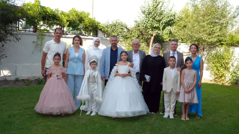 Türker Ergül ve ailesinin mutlu günü... Türker Efe delikanlılığa adım attı.