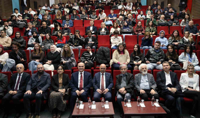 Türkiye'de felsefenin dünü, bugünü ve yarını konuşuldu