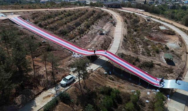 Türkiye'nin en büyük kaydırağı Gebze'de inşa ediliyor