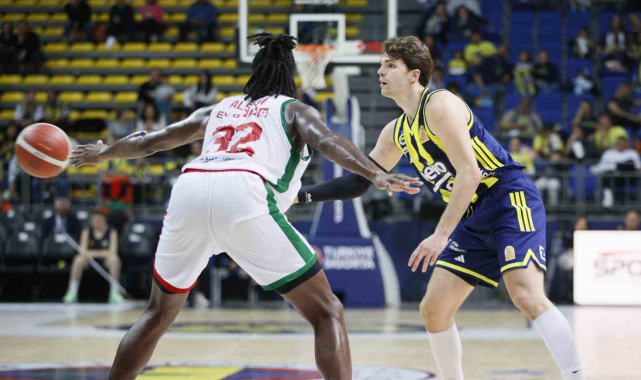 Türkiye Sigorta Basketbol Süper Ligi: Fenerbahçe Beko: 87 - Karşıyaka: 73