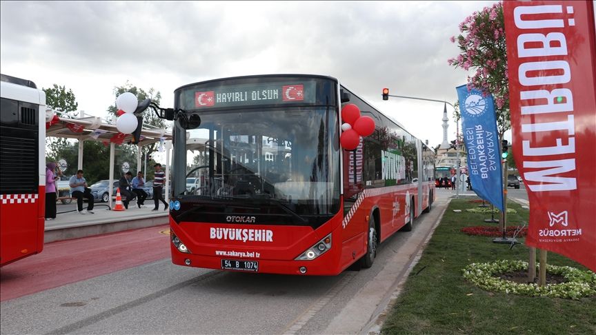 Ücretsiz metrobüs yolculuğu devam edecek!
