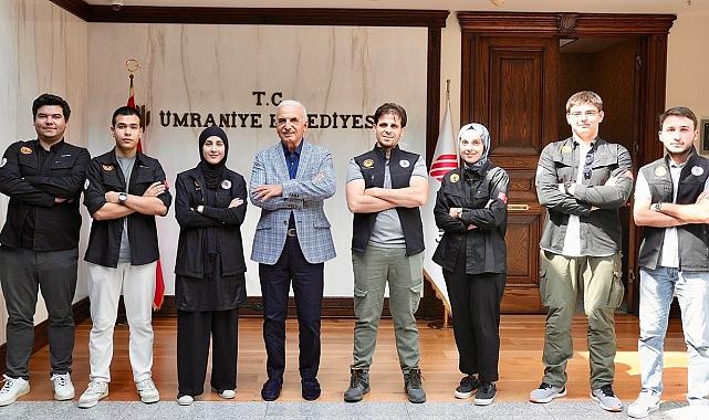 Ümraniye Bilim Merkezi Ankebut Takımı'na TEKNOFEST'ten "Takım Ruhu" ödülü