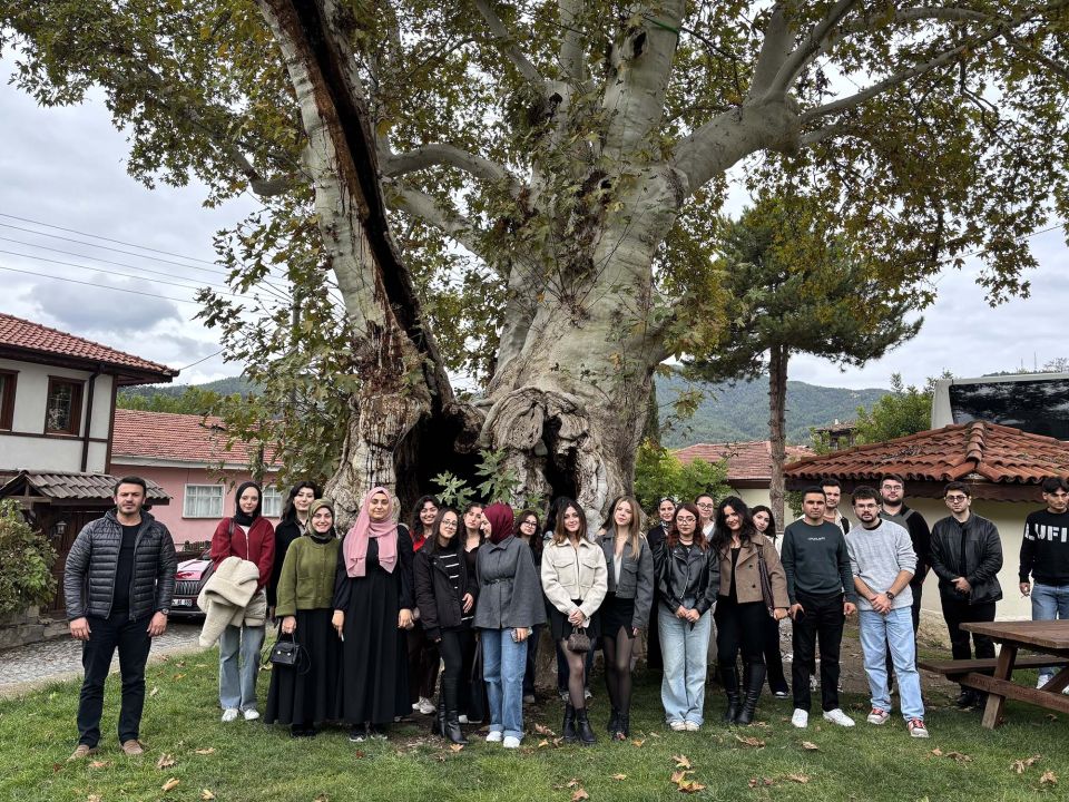 Üniversiteli gençler Sakarya’yı keşfe çıktı