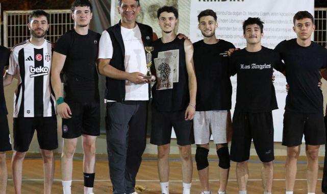 Uzuntarla'da sahada rekabet, gönüllerde dostluk kazandı