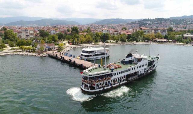 Vapur seferleri kış tarifesine geçiyor: Ücretler yarıya indi, seferler arttı